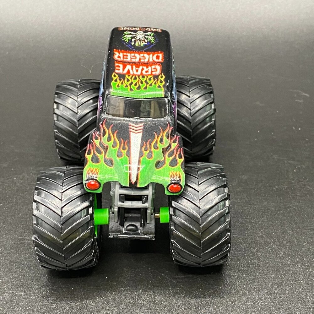 Monster Jam Grave Digger 1:64 Die-Cast Monster Truck 30601VDM Spin Master